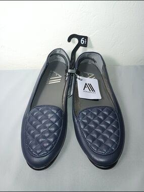 Aerosoles Quilted Navy Women's Loafers